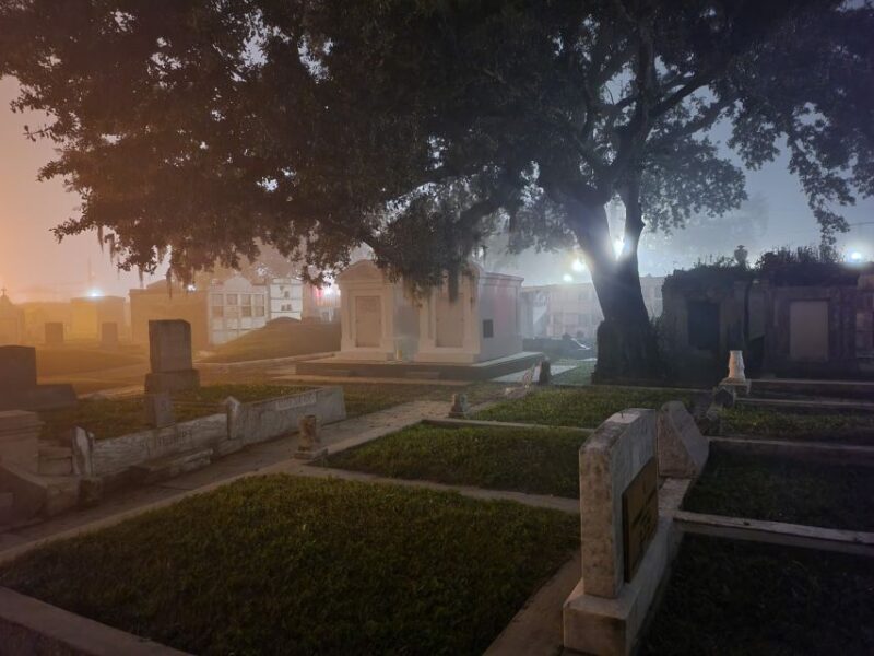 New Orleans: Cemetery Bus Tour at Dark With Exclusive Access - Experience Highlights