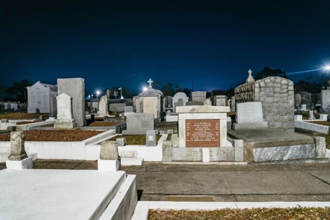New Orleans: Cemetery Bus Tour at Dark With Exclusive Access - Cancellation Policy