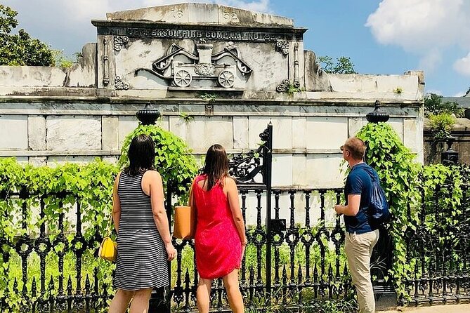 New Orleans City and Cemetery Tour With Garden District Stroll - What to Expect