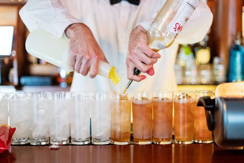 New Orleans: Combo Cocktail and Food History Tour - Experience Highlights