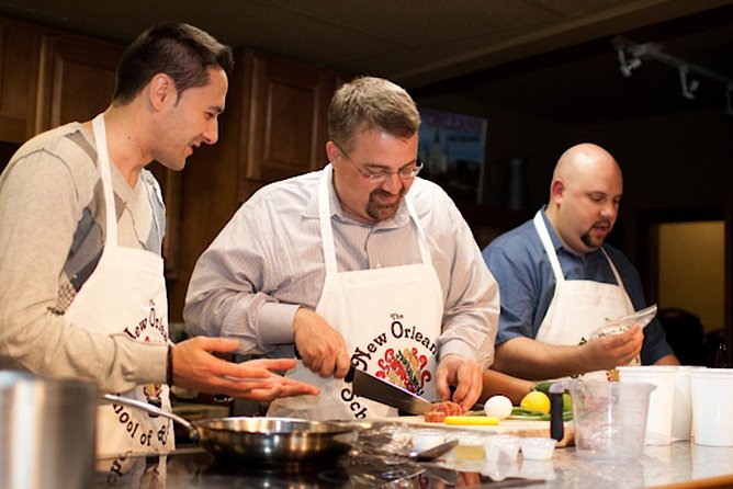 New Orleans Cooking Class and Cocktail Walking Tour - Cocktail Walking Tour