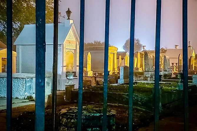 New Orleans Dead of Night Ghosts and Cemetery Bus Tour - Cancellation Policy