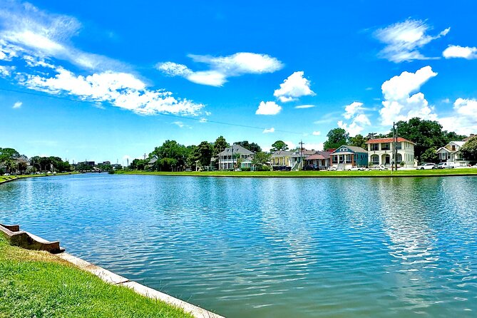 New Orleans Driving Tour of Bayou St. John, City Park, Treme Etc - Meeting and Pickup Information