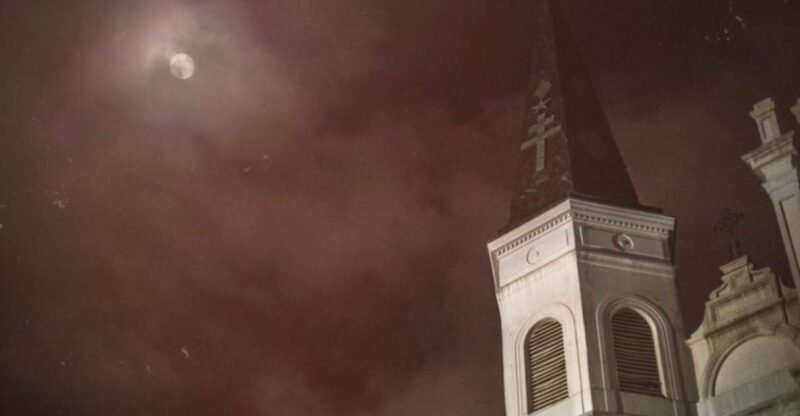 New Orleans Drunken Ghost and Vampire Experience - Tour Features