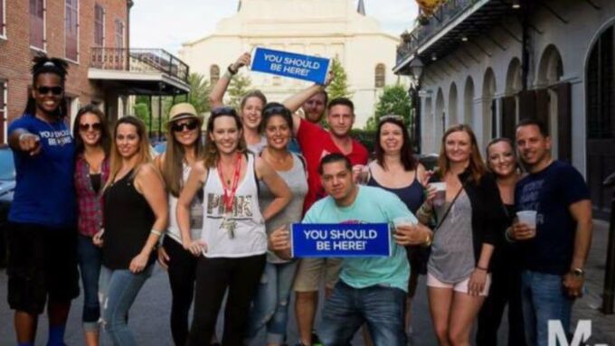 New Orleans Drunken Ghost and Vampire Experience - Activity and Language