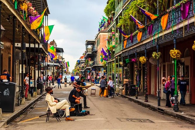 New Orleans Drunken Voodoo, Mystery, Paranormal, Supernatural and History Tour - Engaging With the Tour Guides Expertise