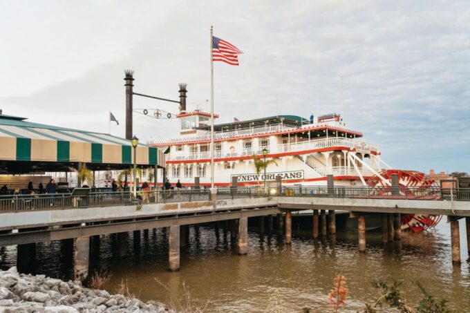 New Orleans: Evening Jazz Cruise on the Steamboat Natchez - Outdoor and Indoor Seating