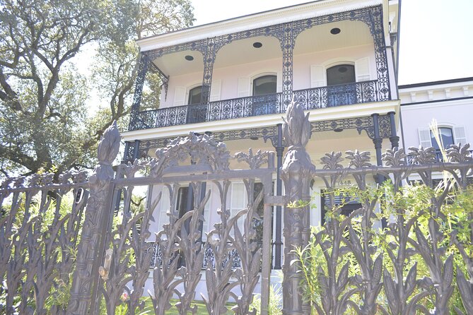 New Orleans Garden District and Lafayette Cemetery Guided Tour - Tour Duration and Schedule