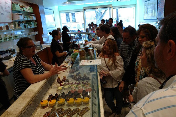 New Orleans Garden District Food & History Tour With Local Guide - Discover Creole Cuisine