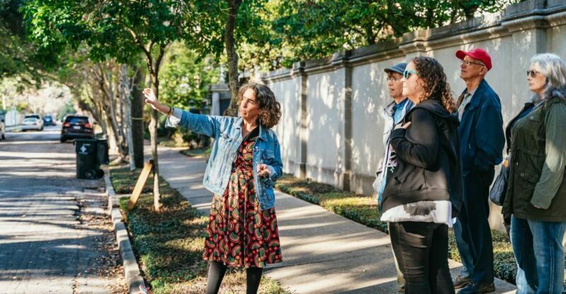 New Orleans: Garden District Guided Walking Tour - Key Points
