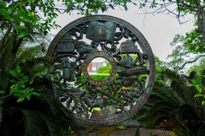 New Orleans Garden District: History & Hidden Gems - Practical Details