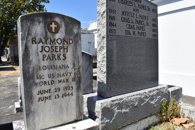 New Orleans Garden District Walking Tour - Accessibility and Amenities