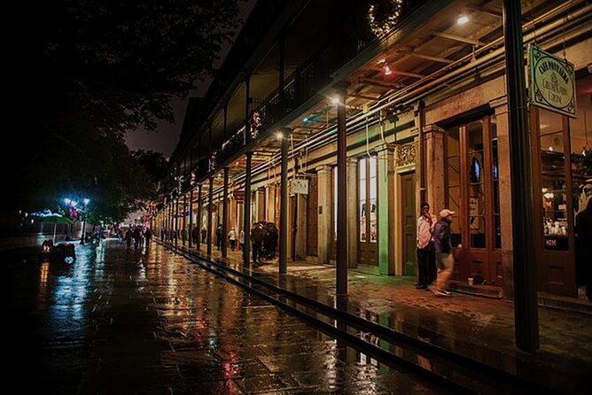 New Orleans Ghost, Voodoo and Vampire Combo Tour - Meeting and Pickup