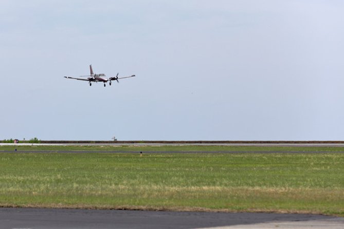 New Orleans Group Sightseeing Flight for 4-5 People - Safety and Health Considerations