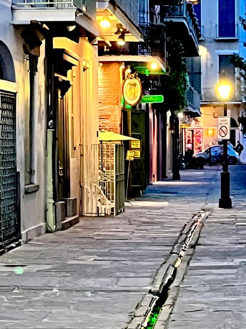 New Orleans Haunted Legends and Scandals Small Group Tour - Cultural Experience and Guided Exploration