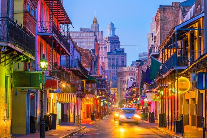 New Orleans Haunted Pub Crawl - Exploring the French Quarters Haunted Bars