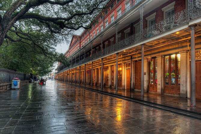 New Orleans Influential Women Private Walking Tour - Immersive Experience