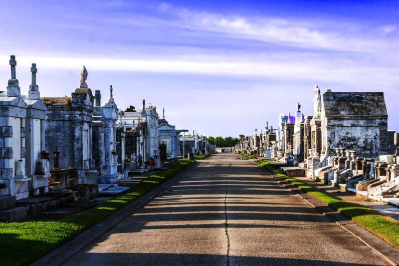 New Orleans: Secrets and Societies Cemetery Experience - Itinerary Highlights