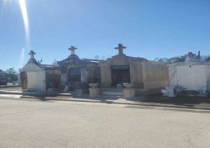New Orleans: Secrets and Societies Cemetery Experience - Important Information