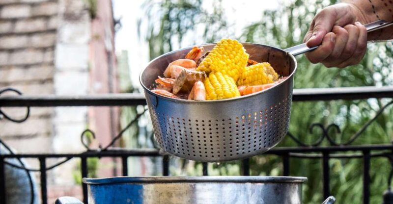 New Orleans: Shrimp Boil Experience in French Quarter - Culinary Experience