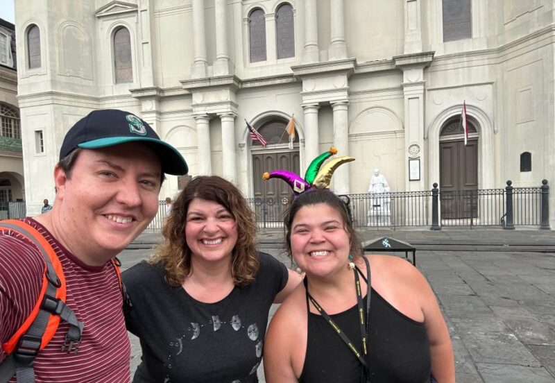 New Orleans: Small Group FQ Dark History Comedy Walking Tour - Blending Humor and Facts