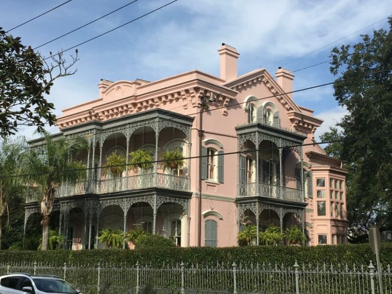 New Orleans: Traditional City and Estate Tour - Participant Information