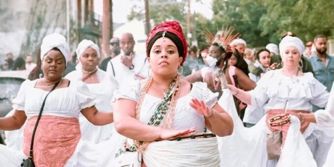 New Orleans: Voodoo Blessing Ceremony With Personal Reading - Voodoo Doll Demonstration