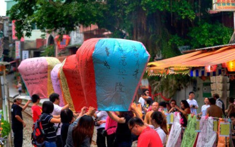 New Taipei: Pingxi Sky Lantern Festival Experience in Shifen - Ticket and Reservation Details