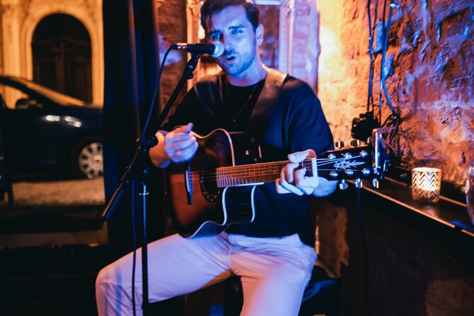 New Years Eve at Kontakt Bar With Open Bar and Live Music - Accessibility and Participation