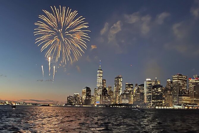 New York City 4th of July Fireworks Luxury Boat Tour - Customize Your Onboard Experience