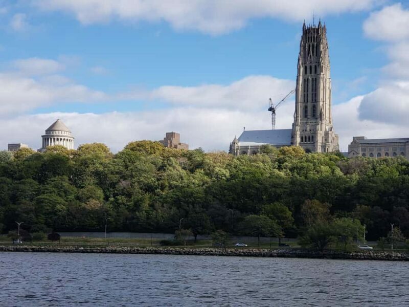 New York City: Afternoon Fall Foliage Lunch Cruise - Who Will Love This Experience