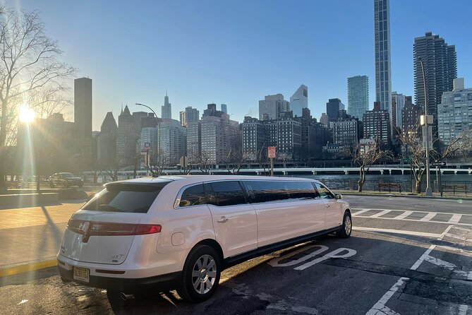 New York City Airport Arrival Transfer by Limo LGA JFK EWR - Customizing Your Transfer Experience