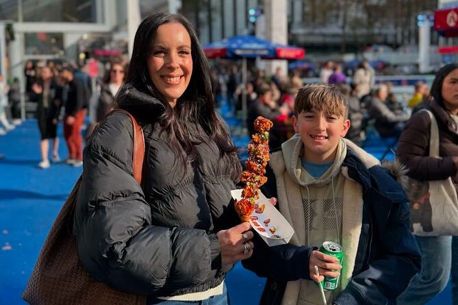 New York City Christmas Holiday Tour With a Free Dessert - What to Expect on the Tour