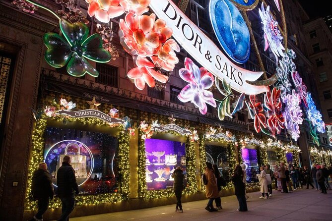 New York City Christmas Holiday Tour With a Free Dessert - Meeting and Ending Points of the Tour