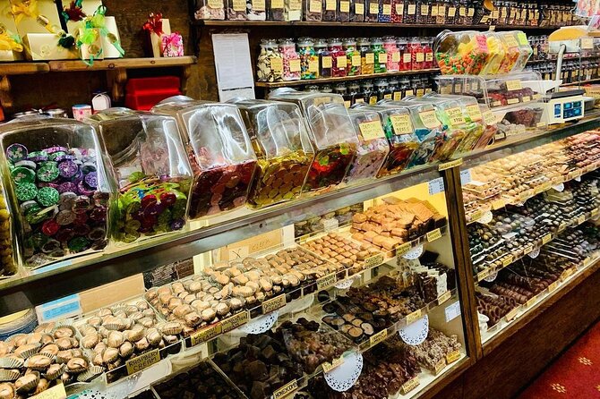 New York City Christmas Holiday Tour With a Free Dessert - Frequently Asked Questions