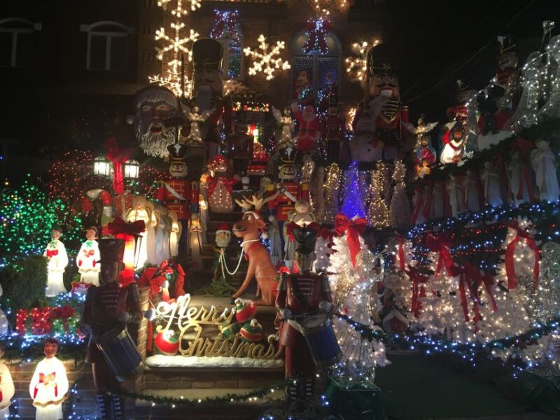 New York City: Dyker Heights Christmas Lights Tour - What to Bring and Not Allowed