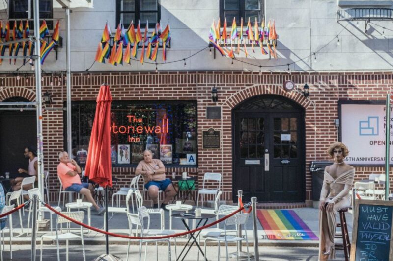 New York City: French Historic Neighborhoods Guided Tour - Guided Exploration