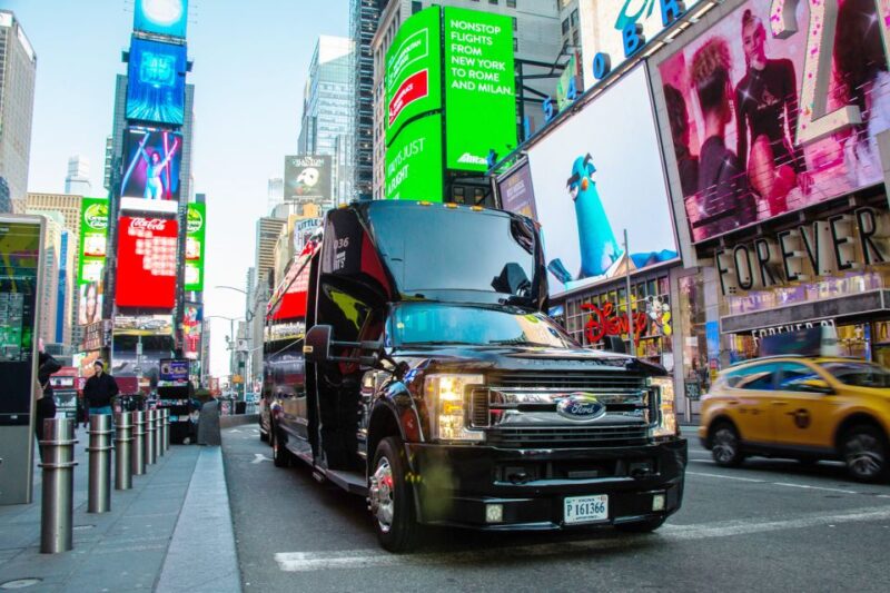 New York City: Guided Bus Tour at Night - Meeting Point and Schedule