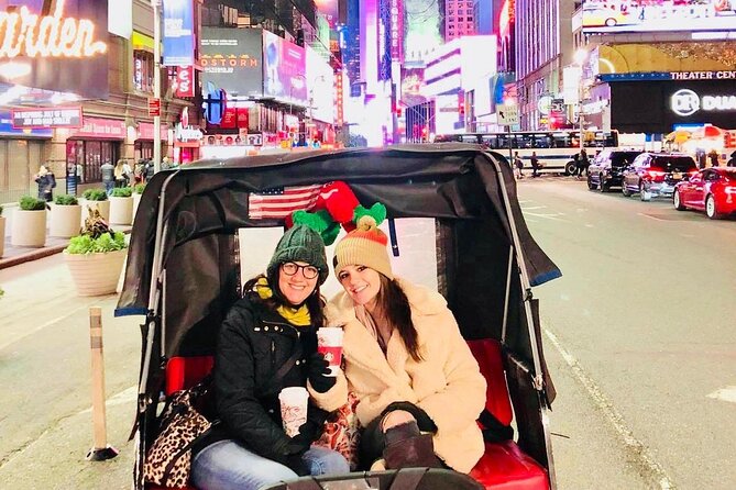 New York City: Guided Magical Christmas Lights Tour on a Pedicab - Admiring Fifth Avenues Festive Displays