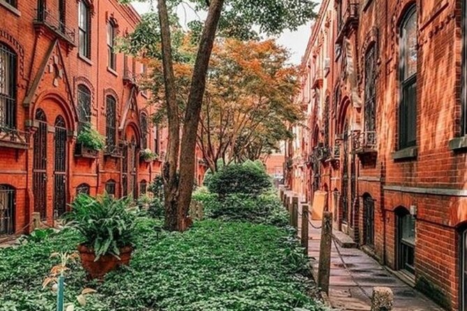 New York City Half Day Walking Tour With a Guide - Schedule and Accessibility