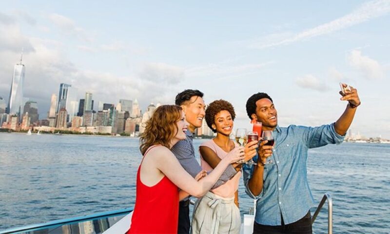 New York City: Harbor Cruise With Brunch Buffet From Pier 15 - Onboard Dining Experience