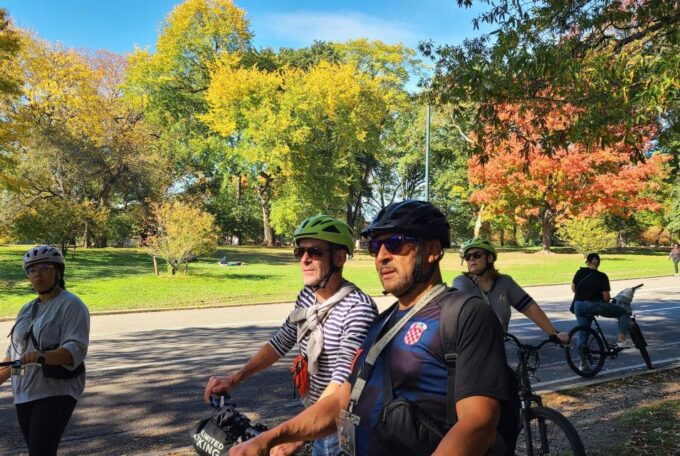 New York City: Highlights of Central Park Bike or Ebike Tour - Included Amenities and Gear