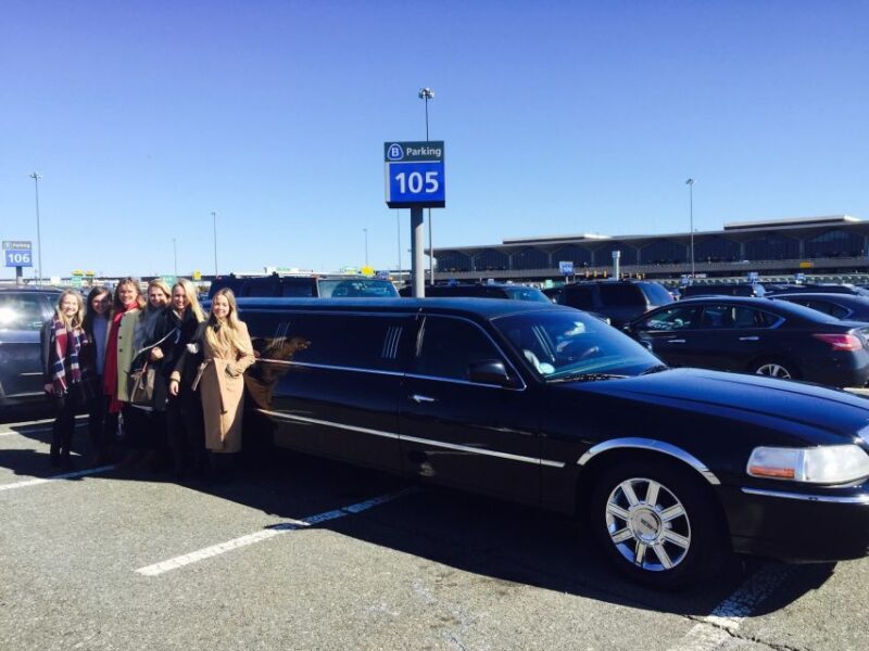 New York City: JFK Airport Private Limousine Transfer - Booking Details