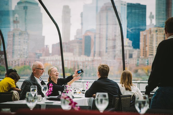 New York City Lunch Cruise on Bateaux - Cuisine and Dining