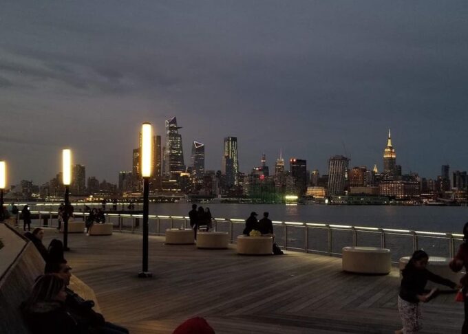 New York City Night Views - a Panoramic Hop-On-Hop-Off Tour - Panoramic Views of Iconic Landmarks