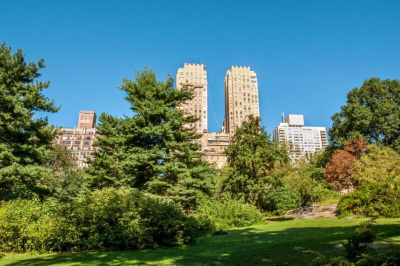 New York City: Private Tour With a Local Guide - Tour Duration and Languages