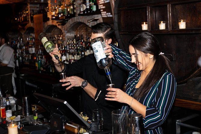 New York City Private Vintage Car Tour and Wine Tasting - Alcohol History Storytelling