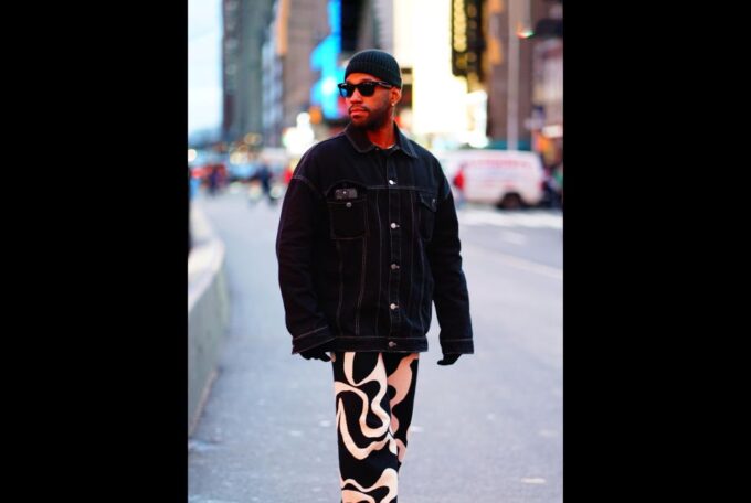 New York City: Solo or Couples Photoshoot in Times Square! - Customizable Itinerary Options
