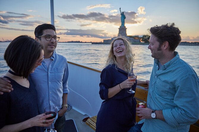 New York City Sunset Cocktail Cruise on Small Yacht - Yacht Details