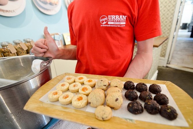 New York: Food, History and Culture of Brooklyn Tour - Tour Inclusions